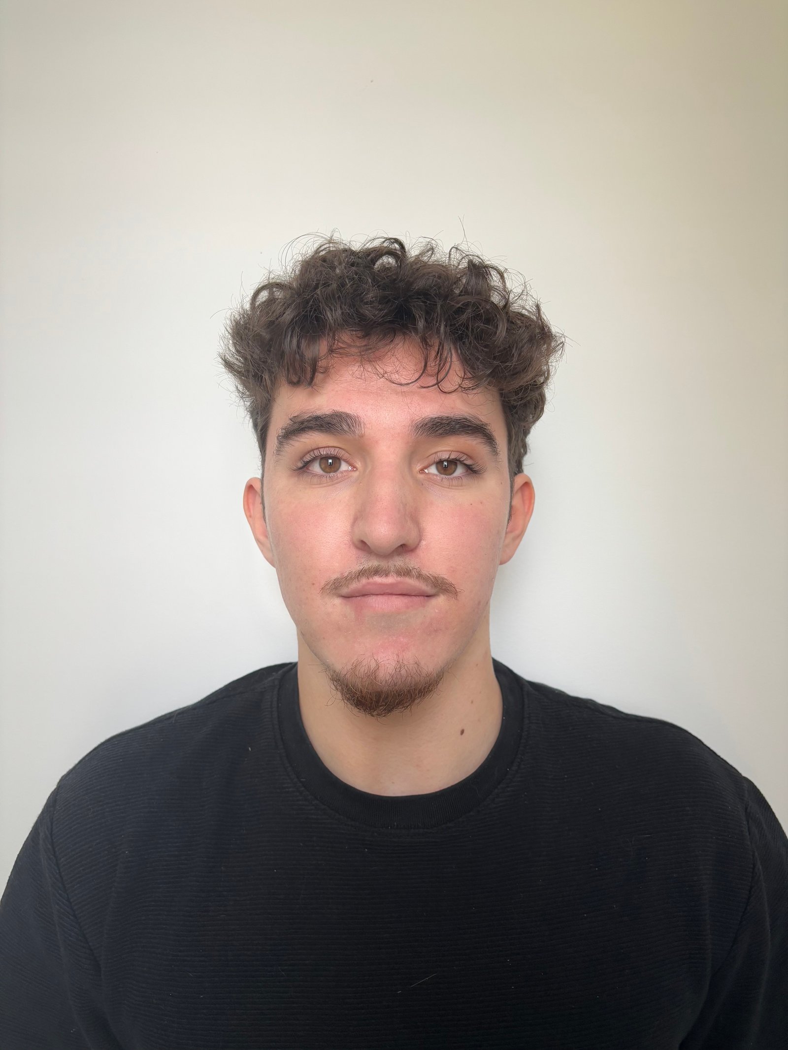 Access the vast international database of talented students and hire foreign interns to boost your business.