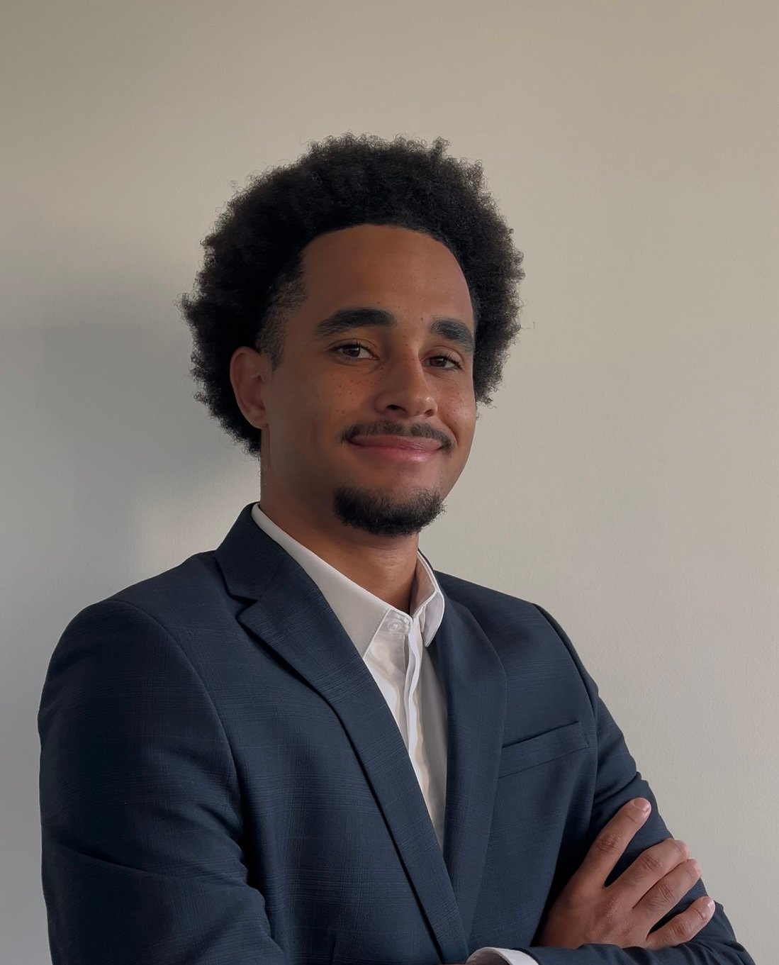 Access the vast international database of talented students and hire foreign interns to boost your business.