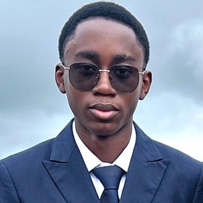 Internpreneur is a hiring platform connecting international interns with worldwide successful business owners and start-ups